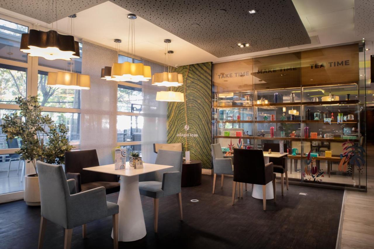 Novotel Vitacura Hotel 4*